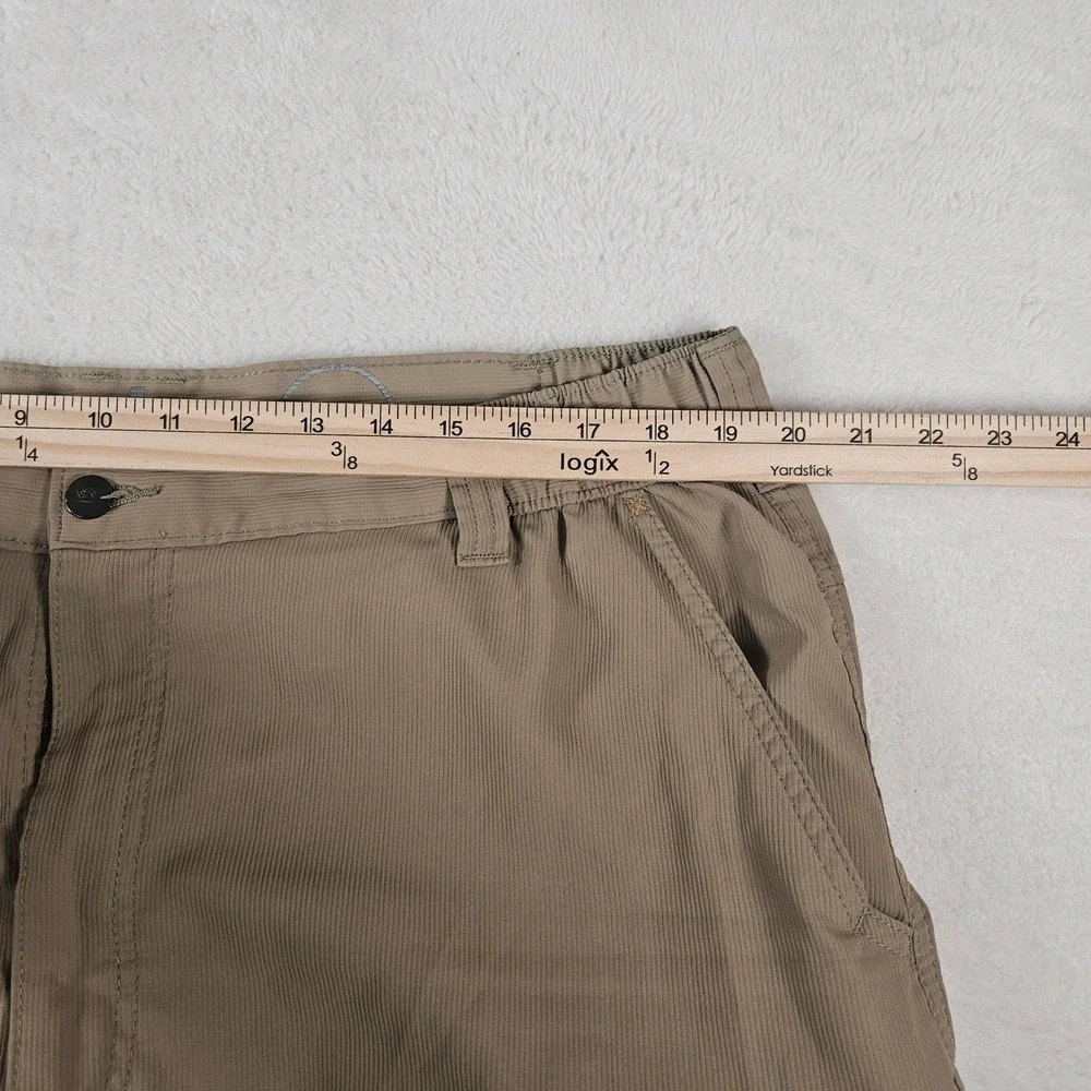 Wrangler ATG All Terrain Gear Mens Tan Khaki Performance Shorts Size 40 - Picture 4 of 9
